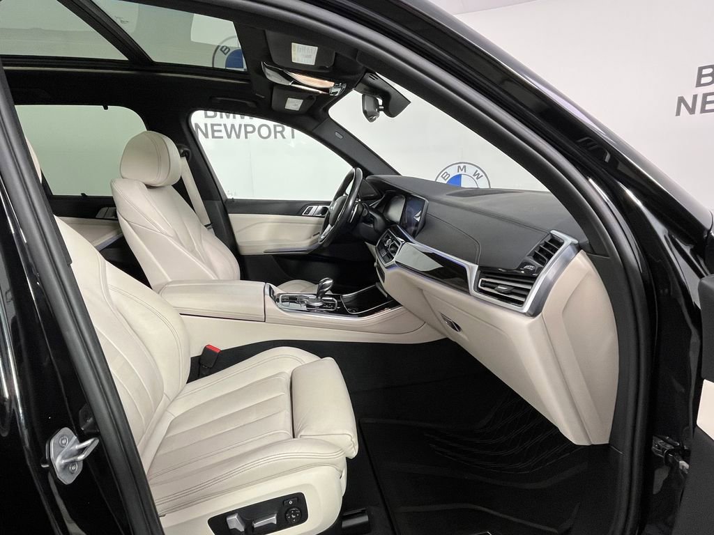 Used 2019 BMW X5 xDrive40i w/ Premium Package 2 AWD/4WD image 23