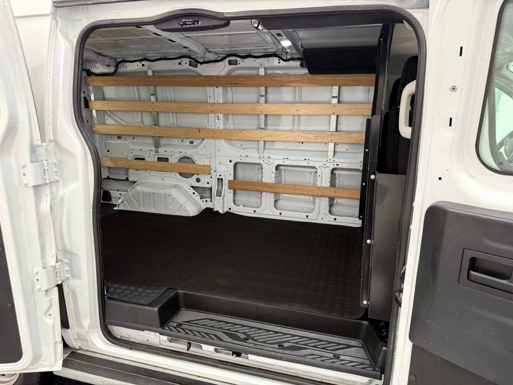Used 2023 Ford Transit 250 Low Roof AWD w/ Exterior Upgrade Package image 14