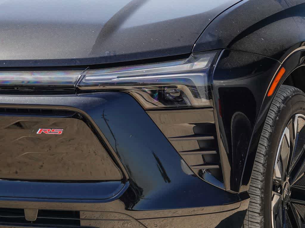 Used 2024 Chevrolet Blazer EV RS AWD/4WD image 2