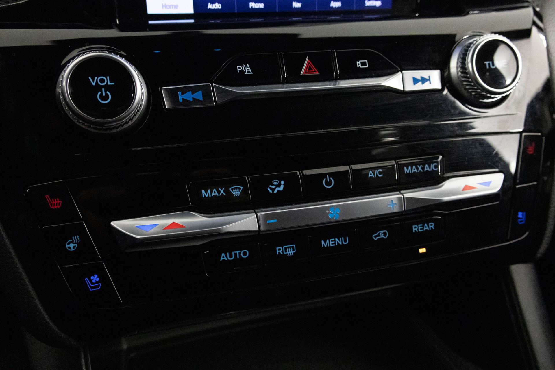 Used 2023 Ford Explorer ST w/ Equipment Group 401A image 23