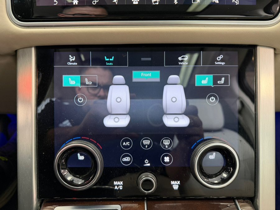 Used 2019 Land Rover Range Rover Supercharged AWD/4WD image 53