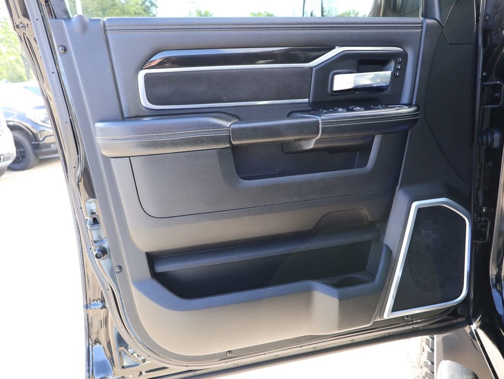 Used 2021 RAM 3500 Laramie AWD/4WD image 12