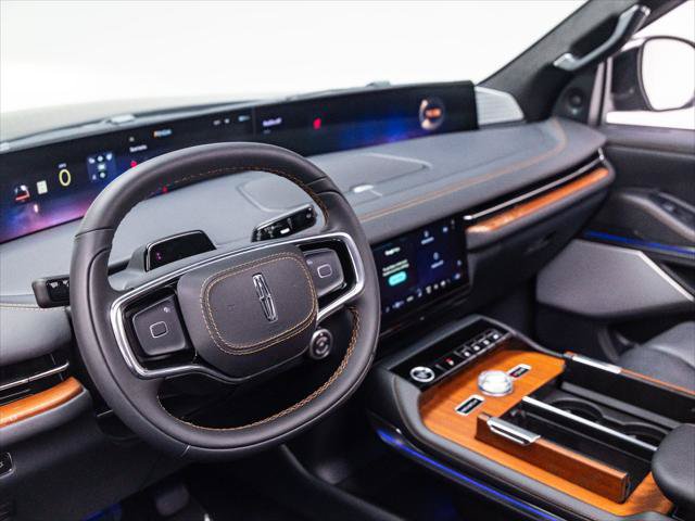 New 2027 Lincoln Navigator L Black Label AWD/4WD image 17