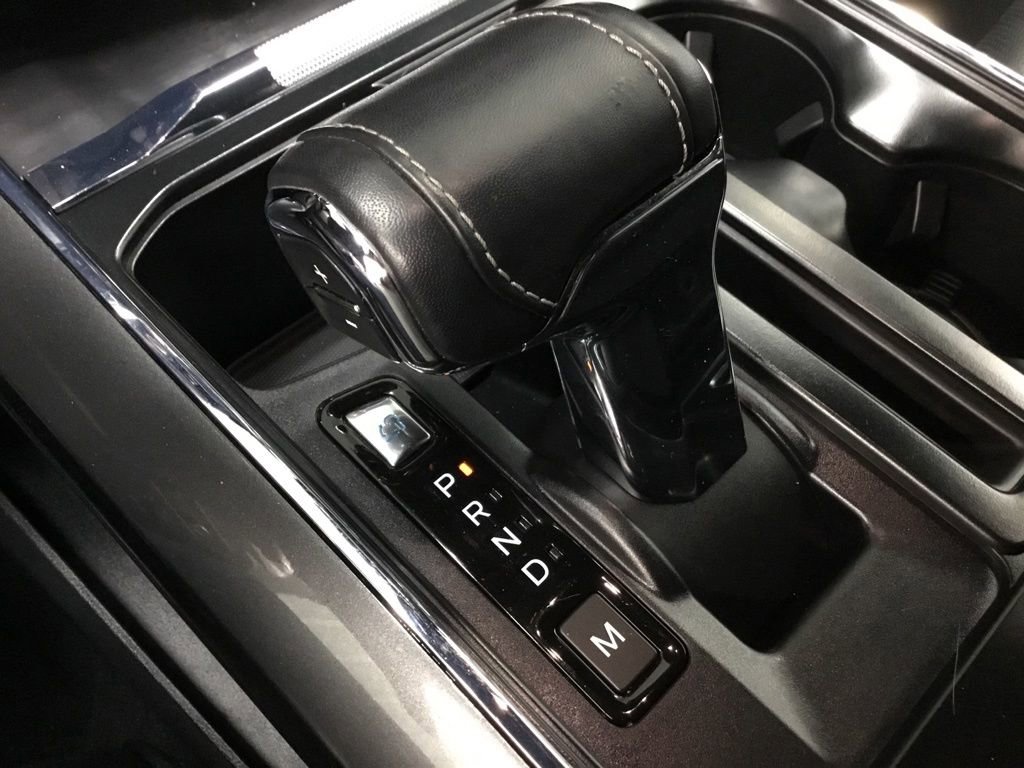 Used 2023 Ford F150 Lariat w/ Equipment Group 502A High image 32