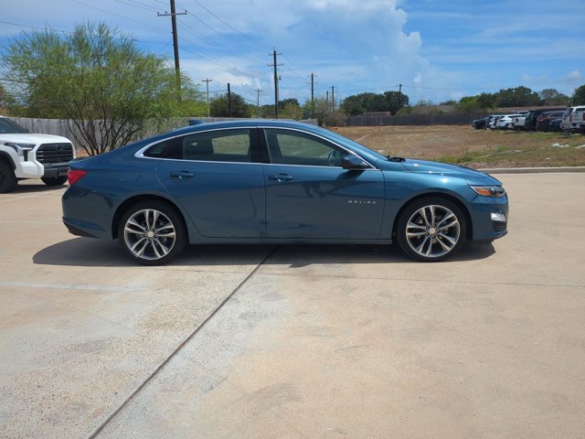 Used 2025 Chevrolet Malibu LT FWD image 4