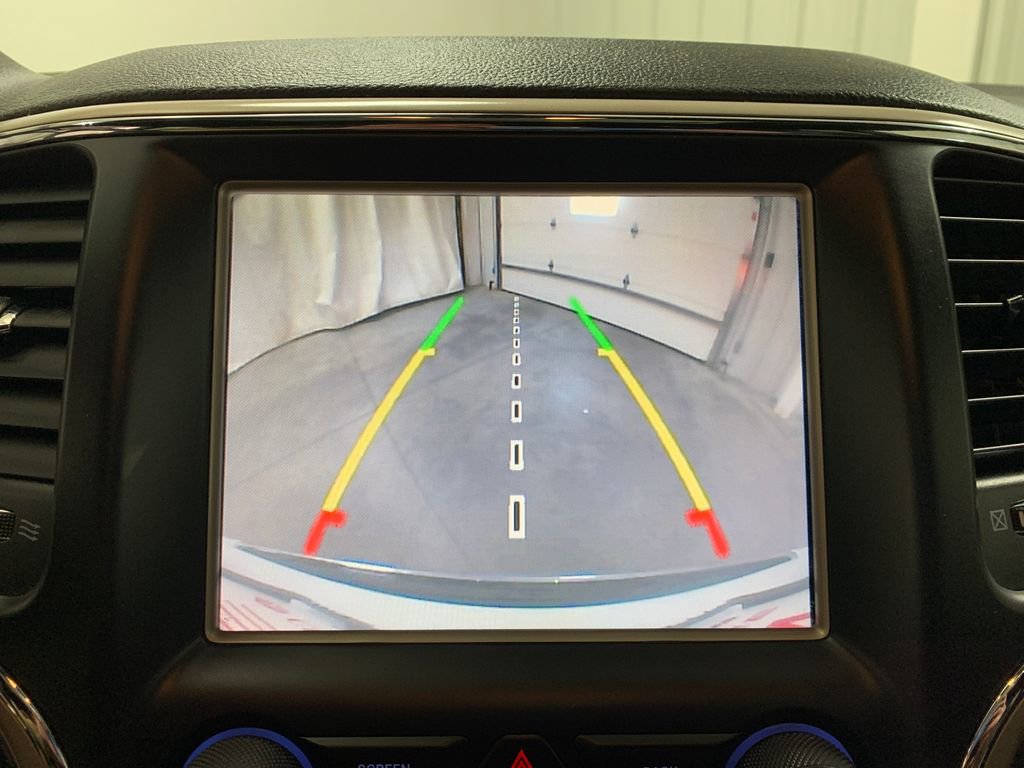 Used 2014 Jeep Grand Cherokee Limited image 31