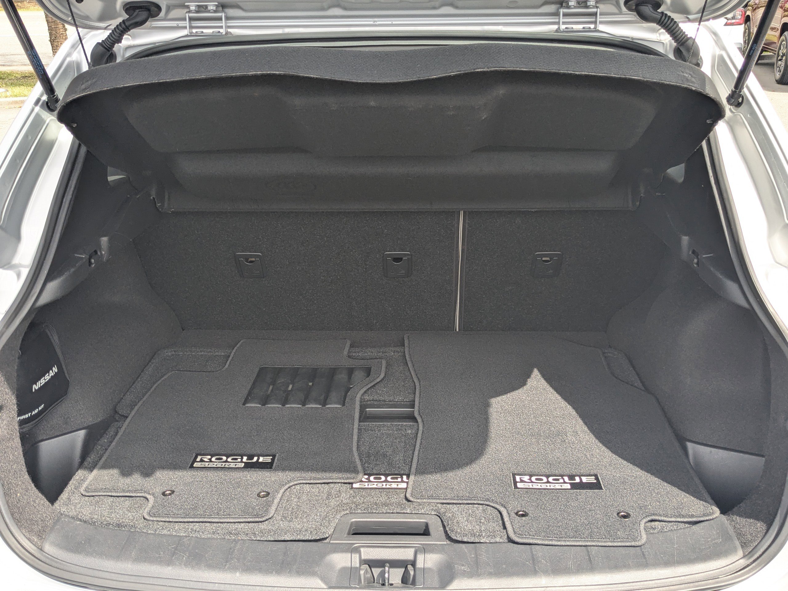 Used 2019 Nissan Rogue Sport SV image 13