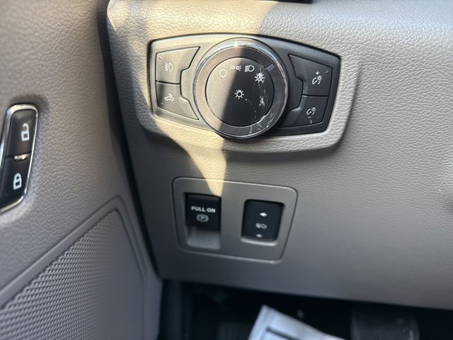 Used 2018 Ford F150 XLT w/ Equipment Group 302A Luxury image 17