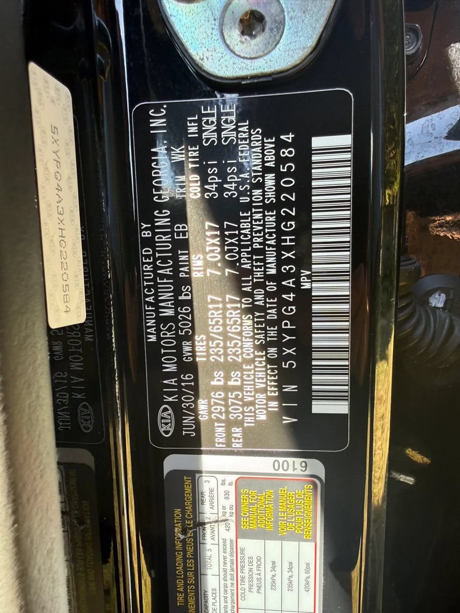 Used 2017 Kia Sorento L FWD image 18