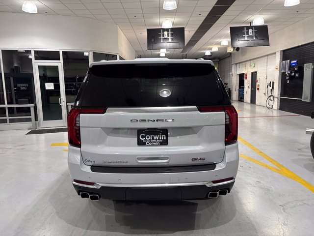Used 2026 GMC Yukon Denali w/ Advanced Technology Package AWD/4WD image 8