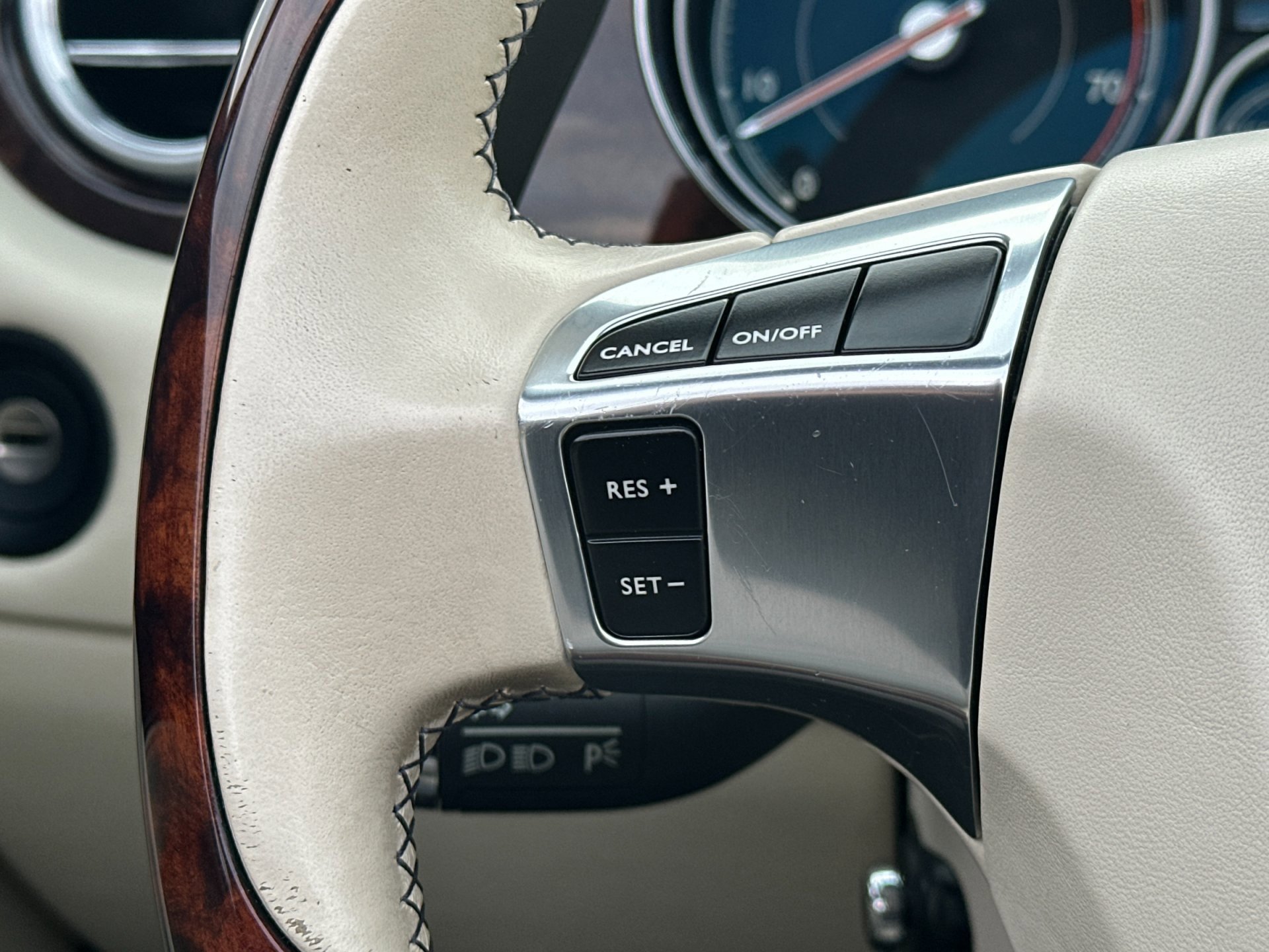 Certified 2017 Bentley Continental GT image 28