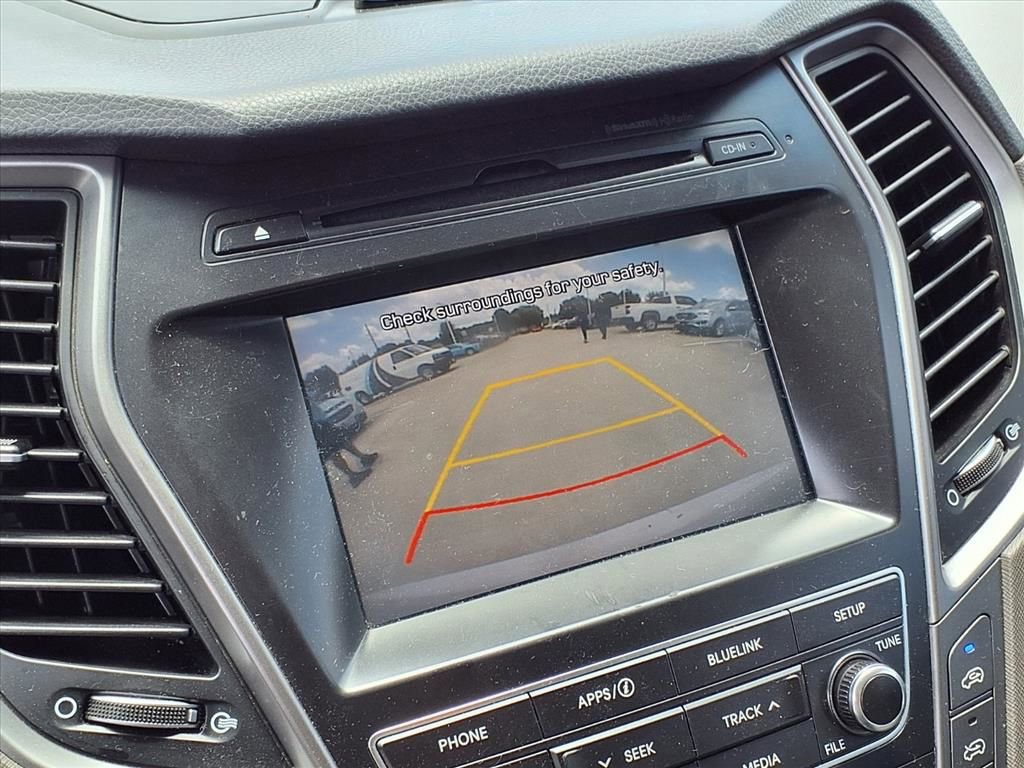 Used 2017 Hyundai Santa Fe SE FWD image 14