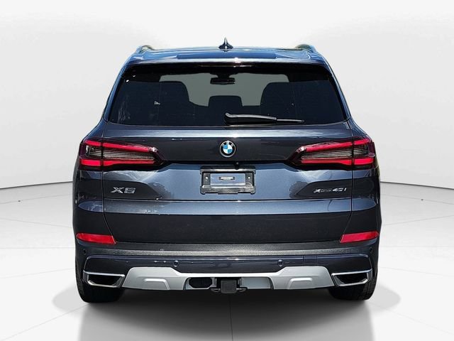 Used 2021 BMW X5 xDrive40i w/ Parking Assistance Package image 4