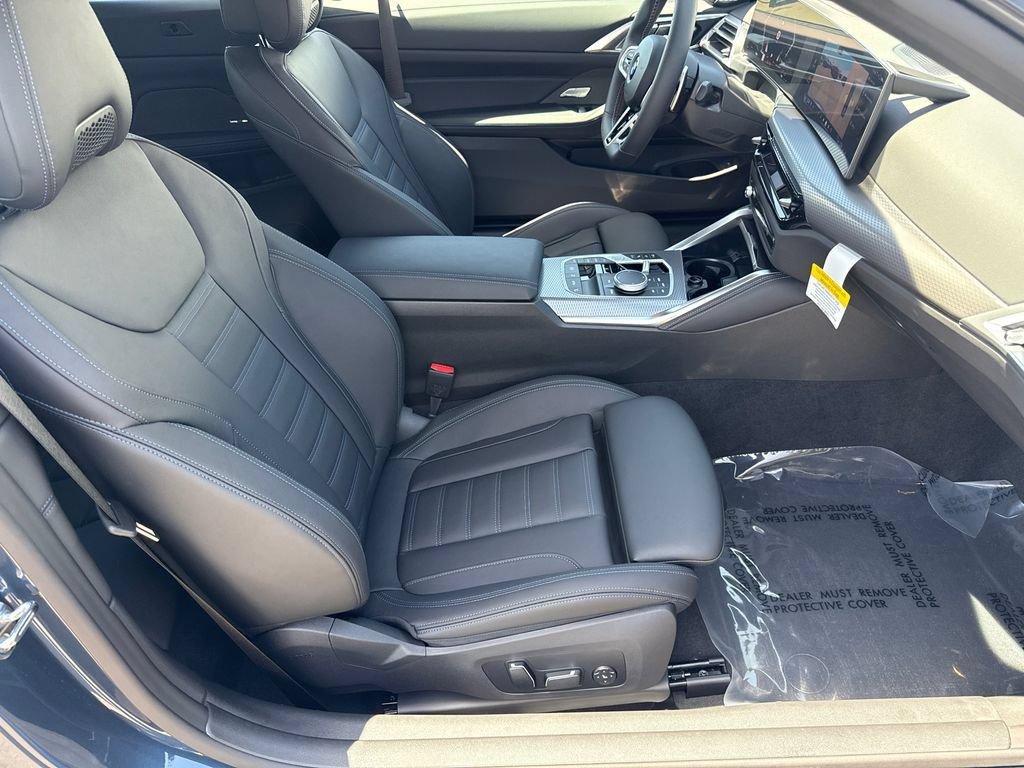 Used 2026 BMW M440i Convertible w/ Premium Package RWD image 8