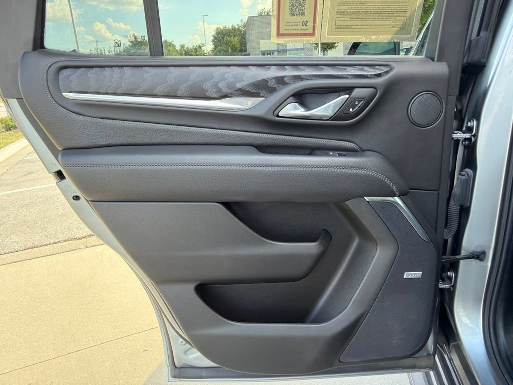 Used 2023 GMC Yukon Denali AWD/4WD image 46