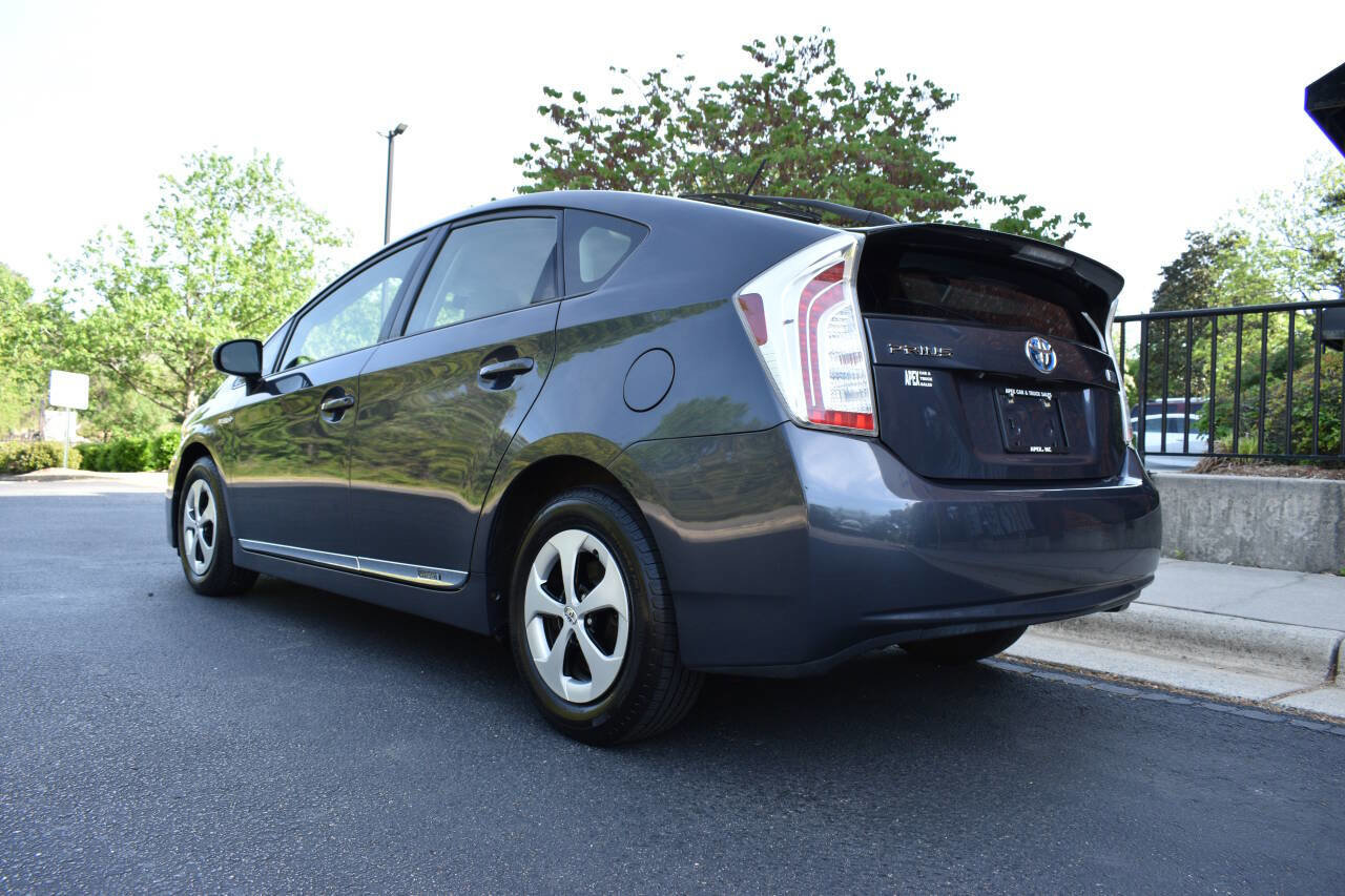 Used 2013 Toyota Prius Three image 35