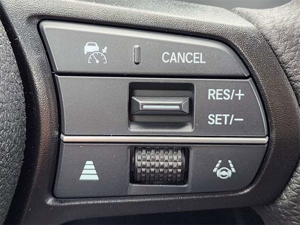 Certified 2023 Honda Accord LX image 27