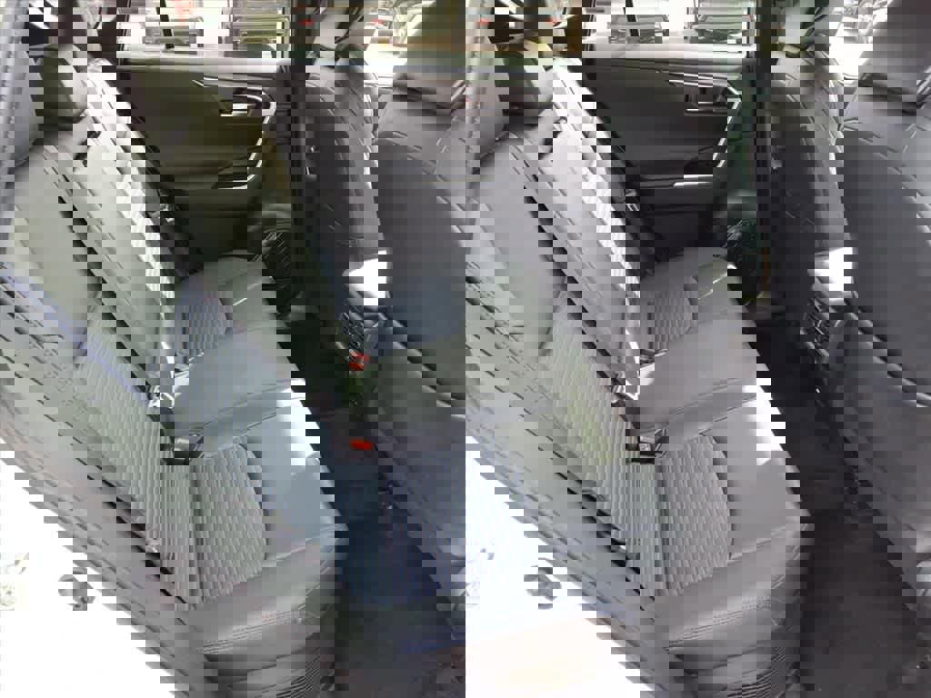 Used 2021 Toyota RAV4 XSE image 12