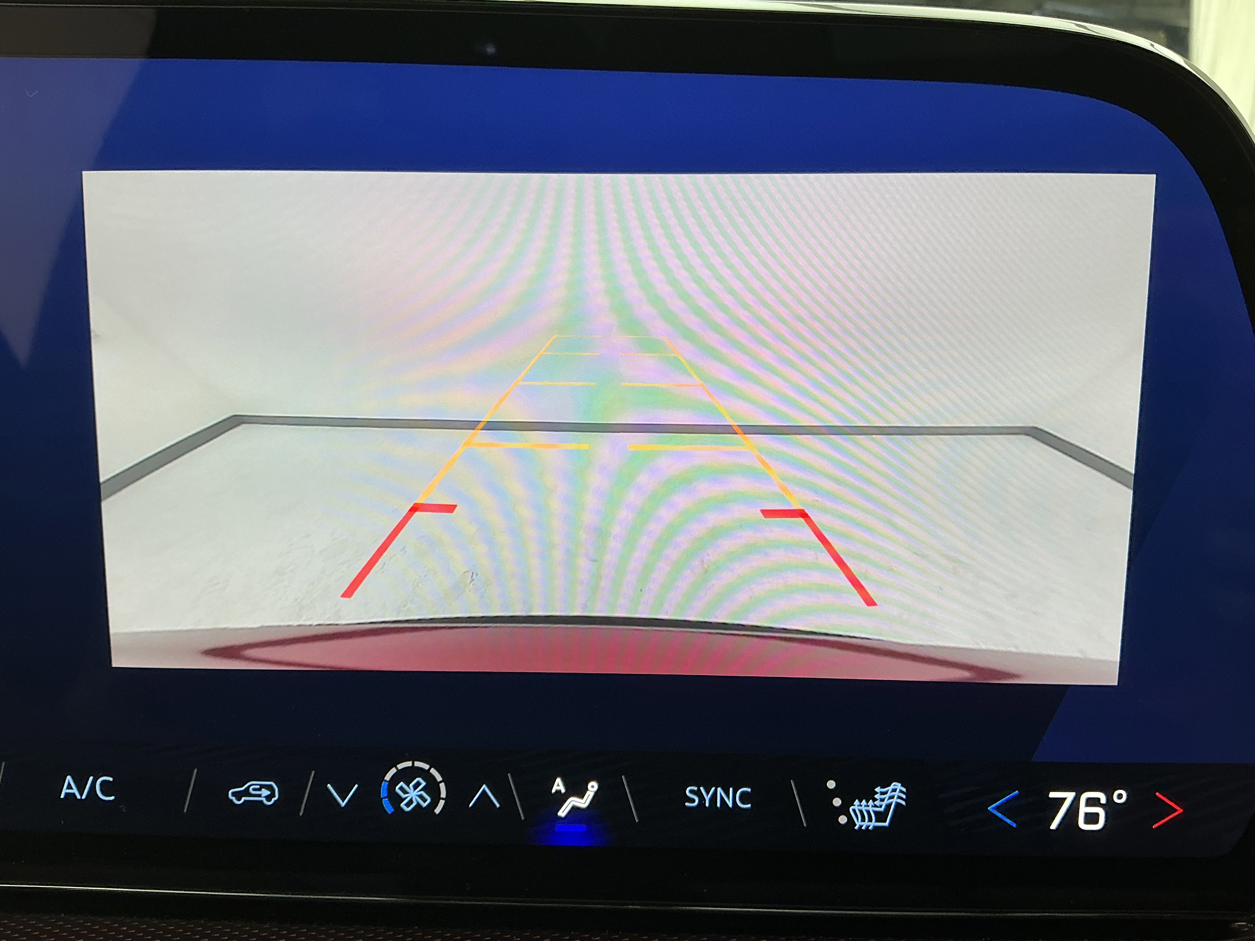 Used 2025 Chevrolet Traverse Z71 image 7