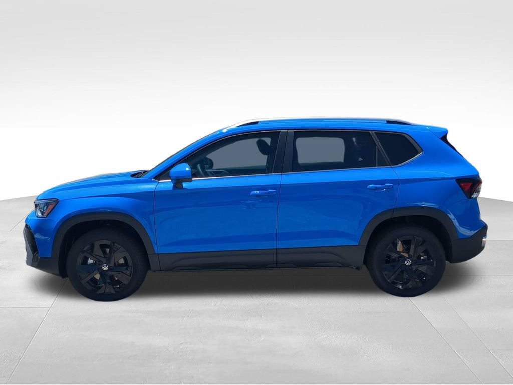 New 2026 Volkswagen Taos SE FWD image 6