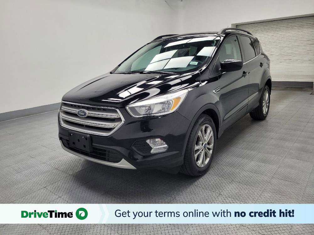Used 2018 Ford Escape SE image 1