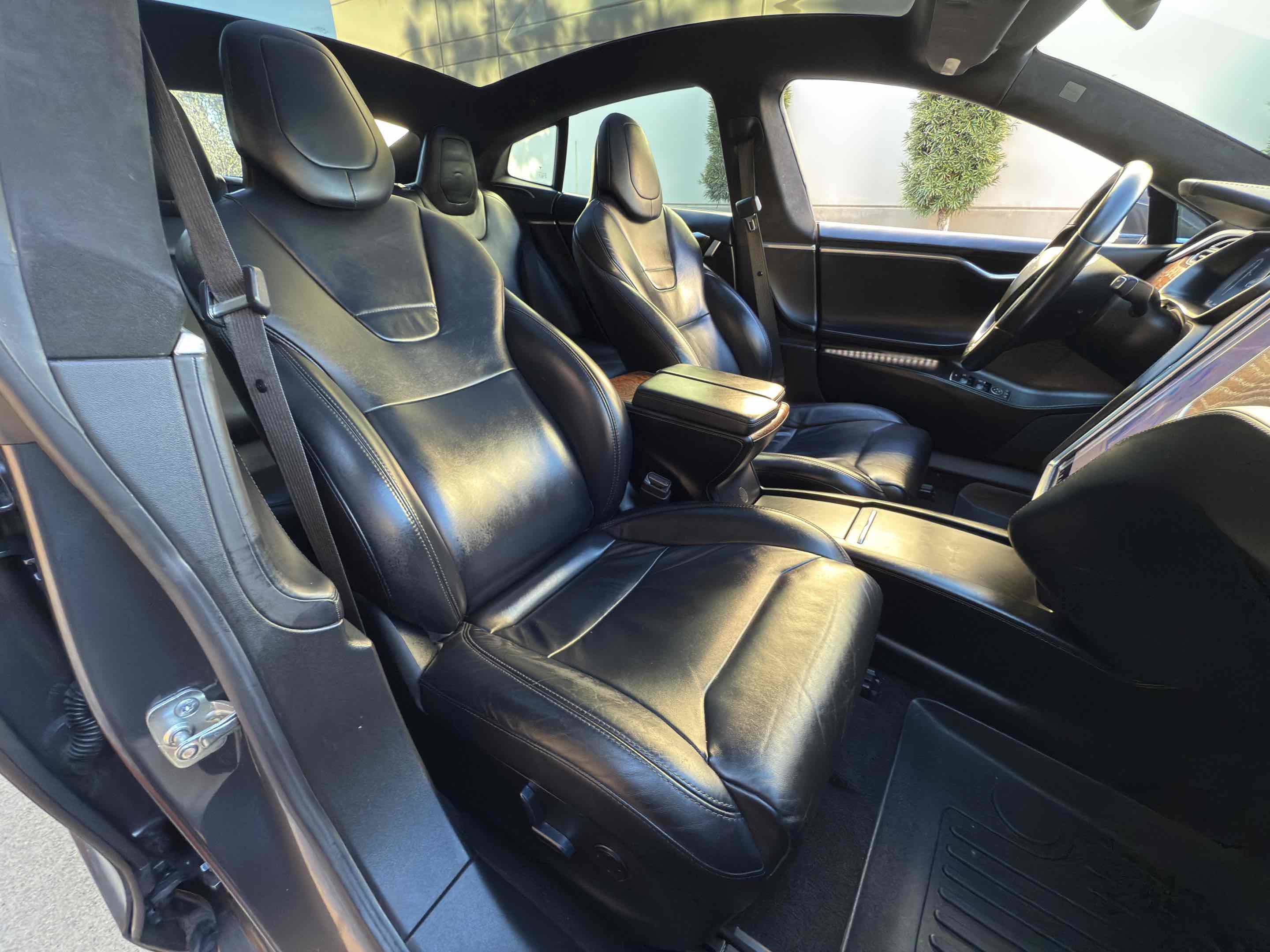 Used 2017 Tesla Model S 75 RWD image 52