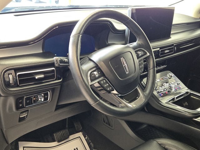 Used 2023 Lincoln Nautilus AWD w/ Premium Package image 20