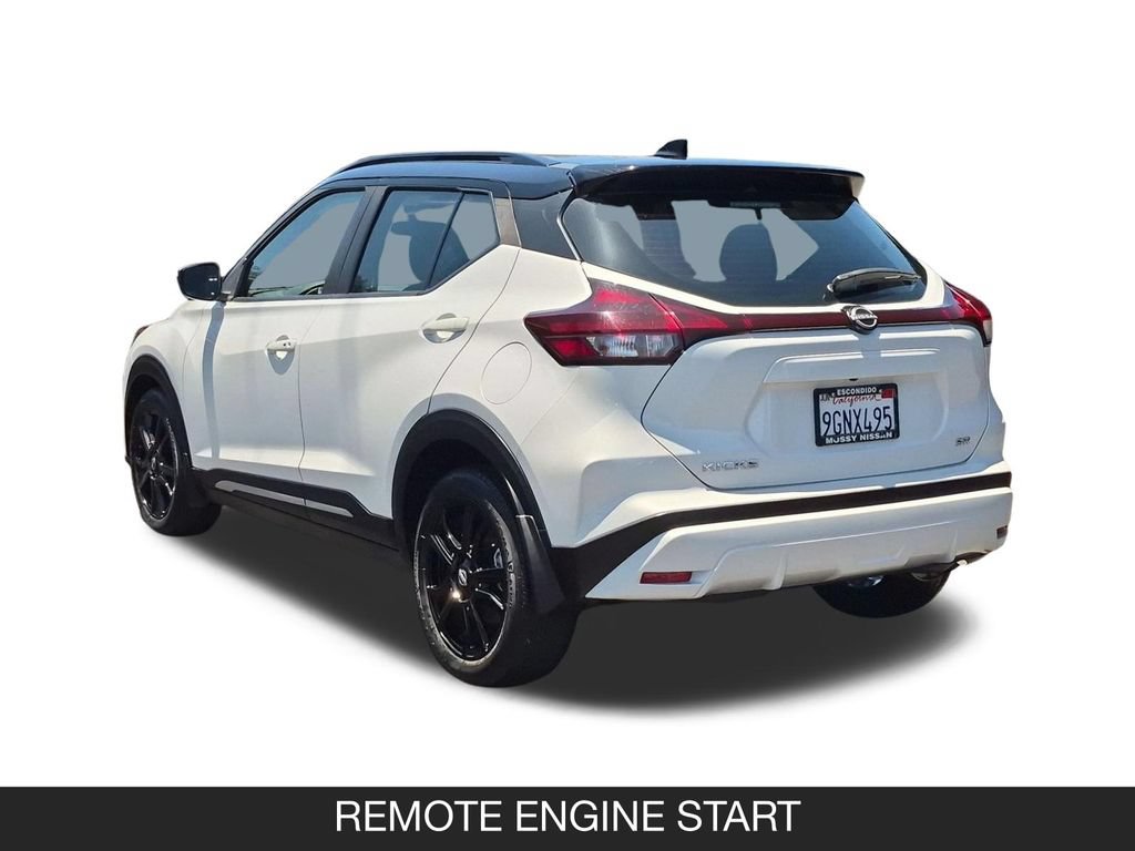 Certified 2023 Nissan Kicks SR FWD image 7