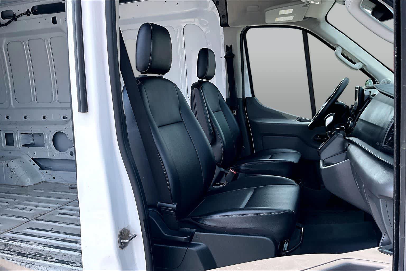Used 2023 Ford Transit 250 Medium Roof AWD image 9