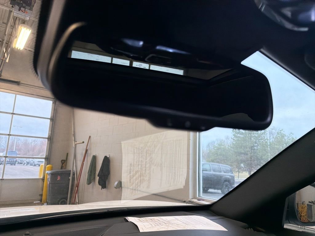 Used 2023 Alfa Romeo Stelvio Veloce image 32