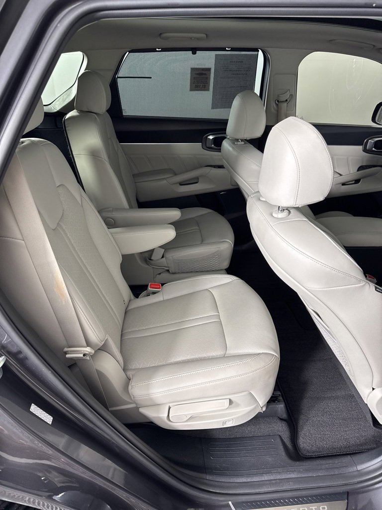 Used 2023 Kia Sorento SX Prestige w/ Panoramic Sunroof Package image 36
