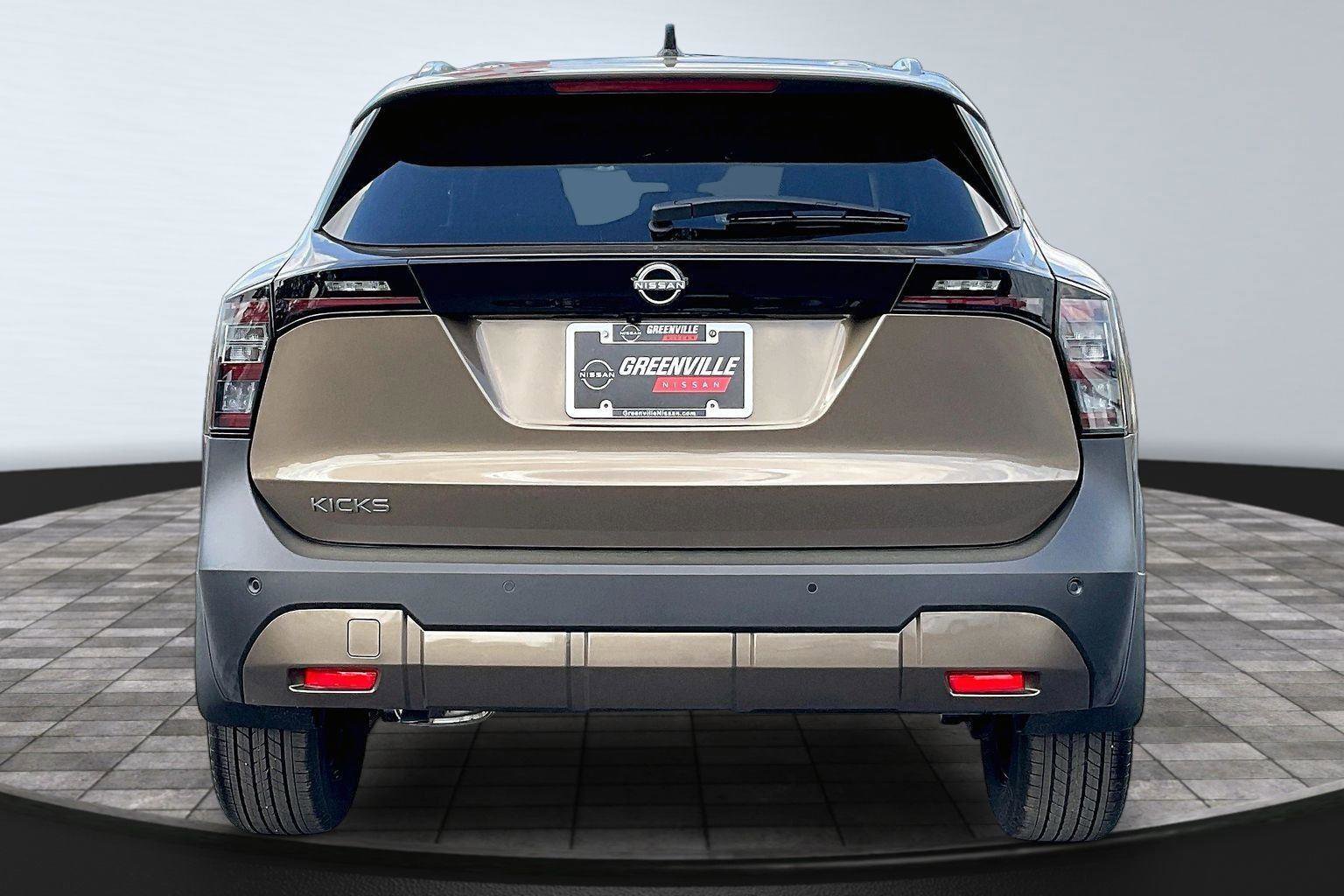New 2026 Nissan Kicks SV FWD image 5