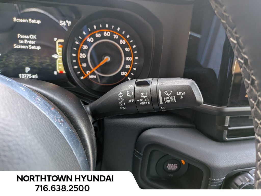 Used 2026 Jeep Wrangler Unlimited Sahara AWD/4WD image 24