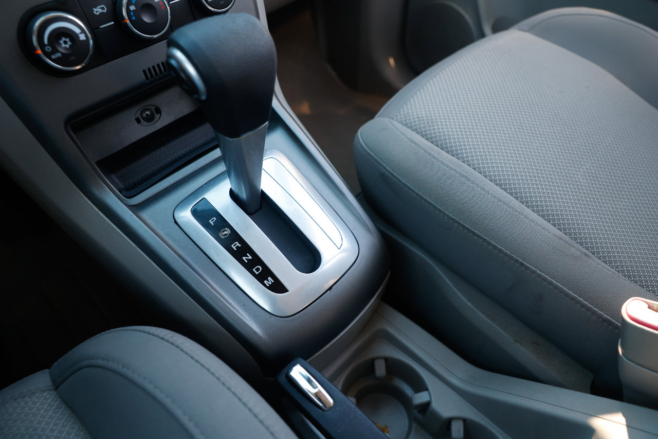 Used 2009 Saturn Vue XR image 34