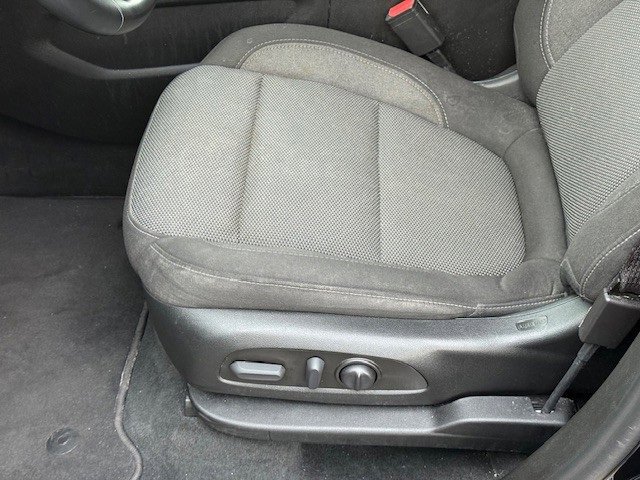 Certified 2023 Chevrolet Traverse LT image 37