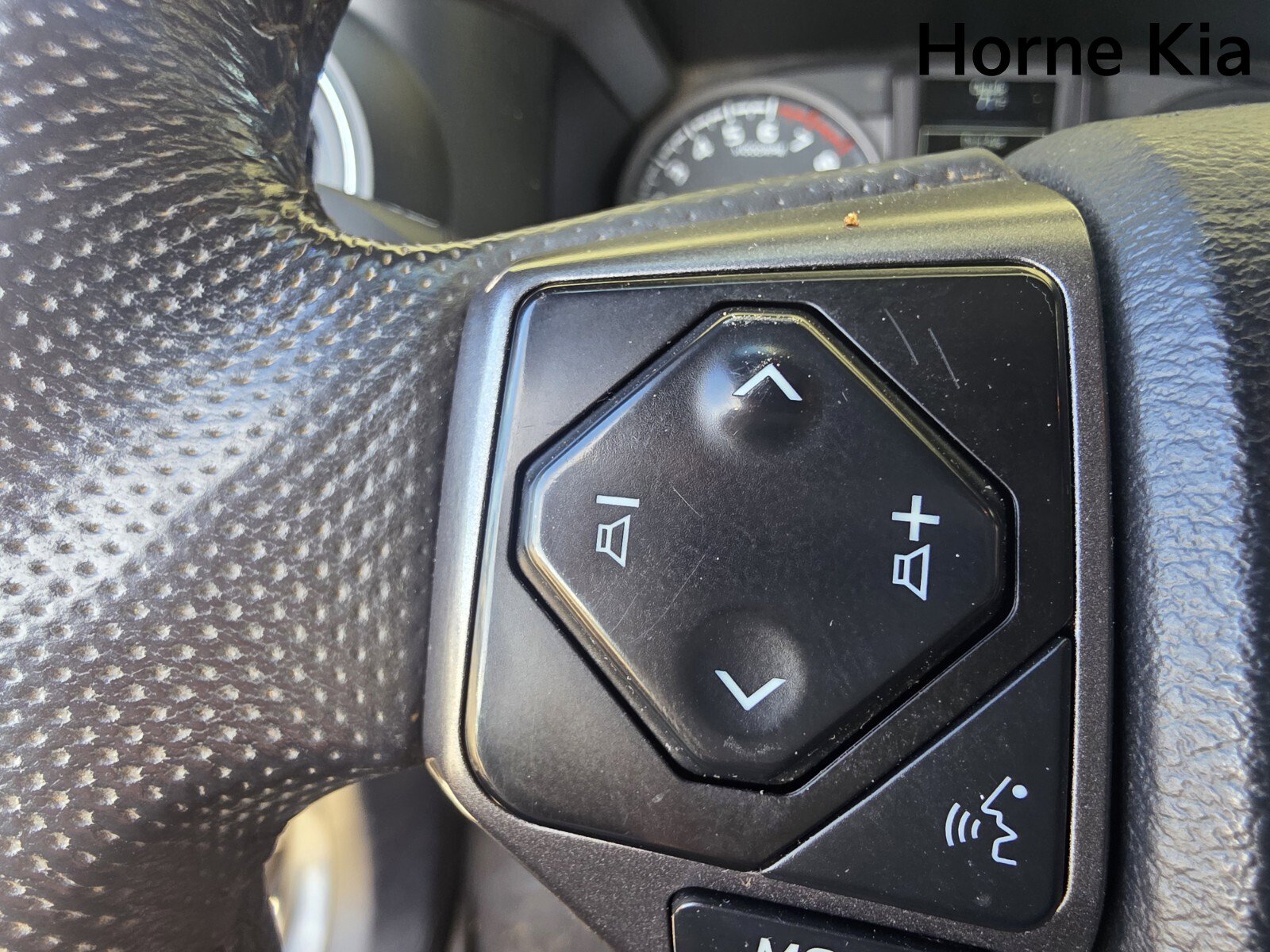 Used 2023 Toyota Tacoma TRD Sport image 24