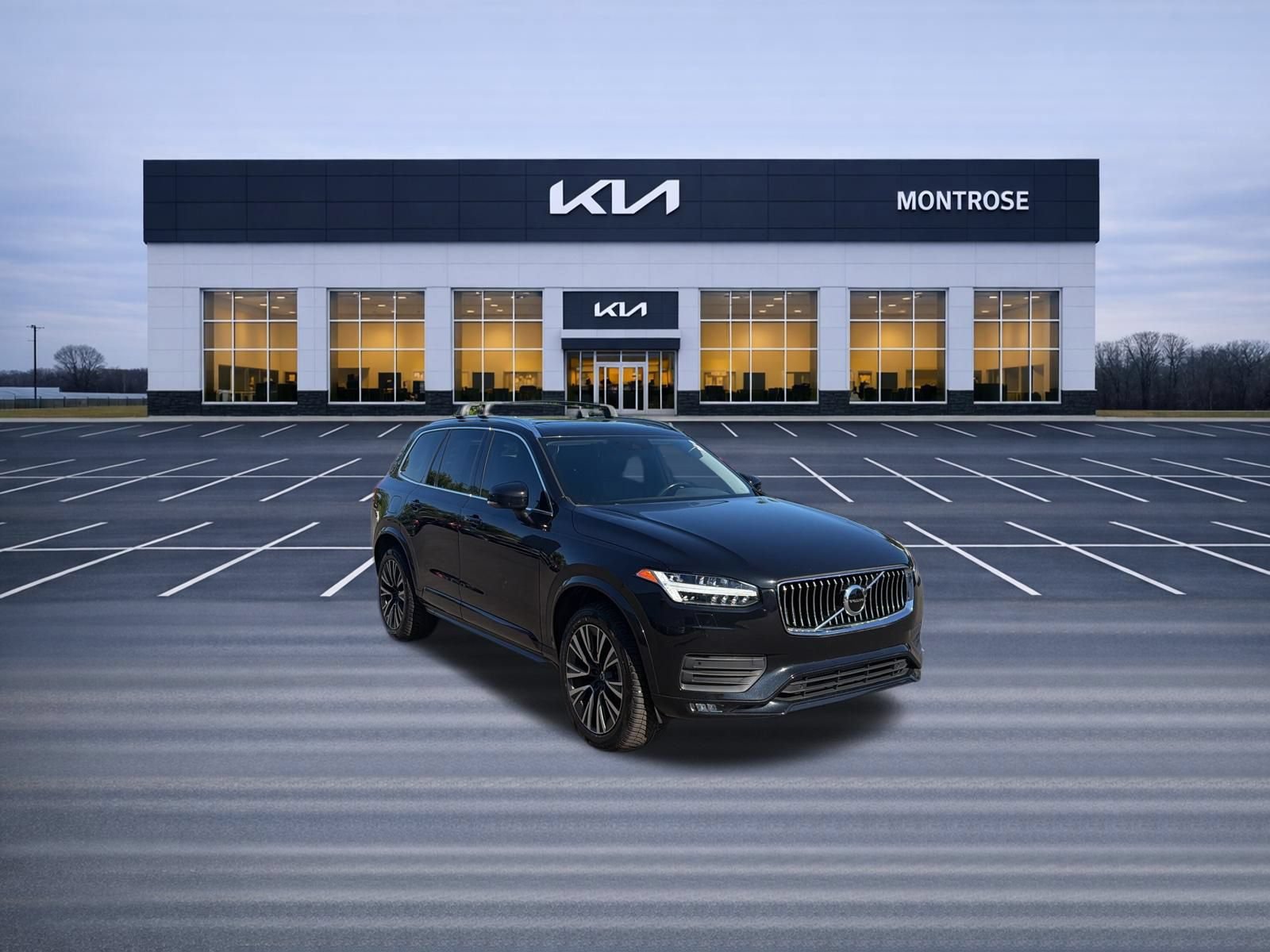 Used 2021 Volvo XC90 T6 Momentum AWD/4WD image 3