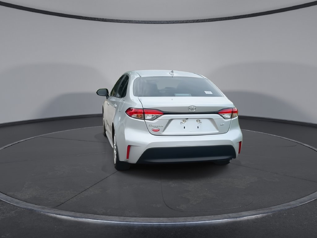 Used 2025 Toyota Corolla LE FWD image 7