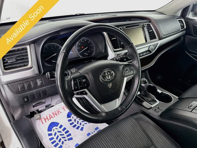 Used 2016 Toyota Highlander Plus AWD/4WD image 9
