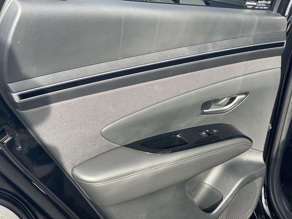 Used 2024 Hyundai Tucson Limited image 27