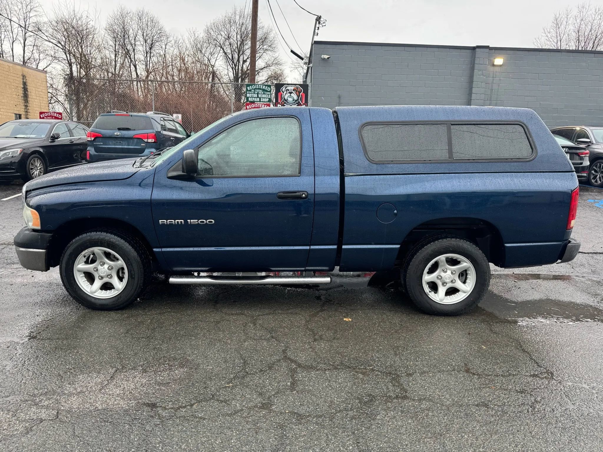 Used 2004 Dodge Ram 1500 Truck ST image 8
