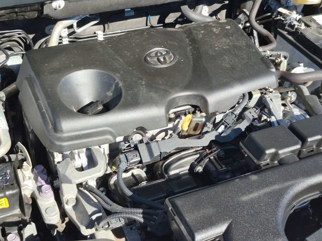 Used 2021 Toyota RAV4 XLE Premium image 24