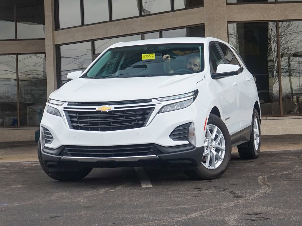 Used 2023 Chevrolet Equinox LT image 6