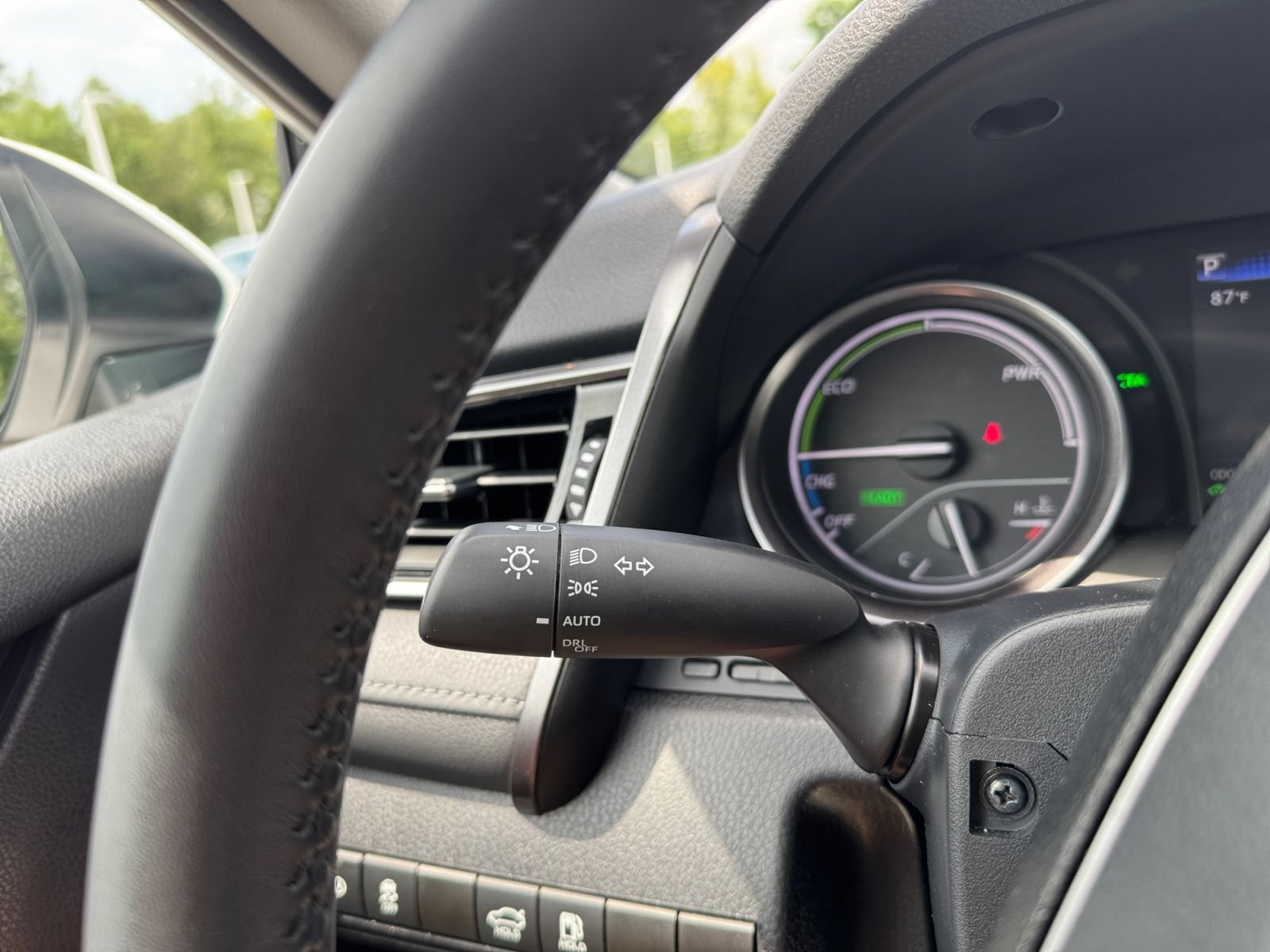 Used 2023 Toyota Camry SE w/ Audio Upgrade Package FWD image 19