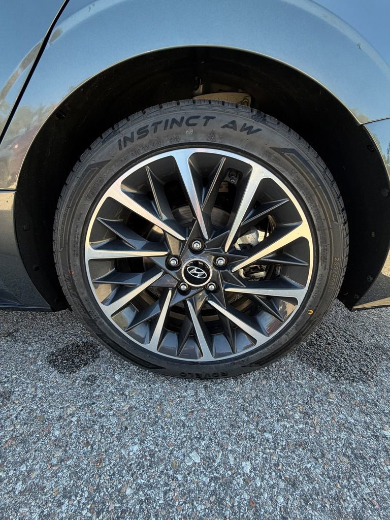 Certified 2023 Hyundai Sonata Limited FWD image 20