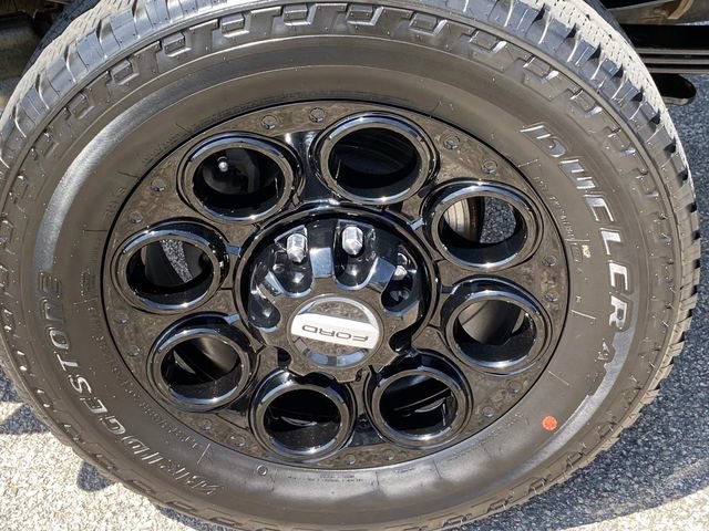 Used 2024 Ford F350 Lariat w/ Sport Appearance Package AWD/4WD image 29