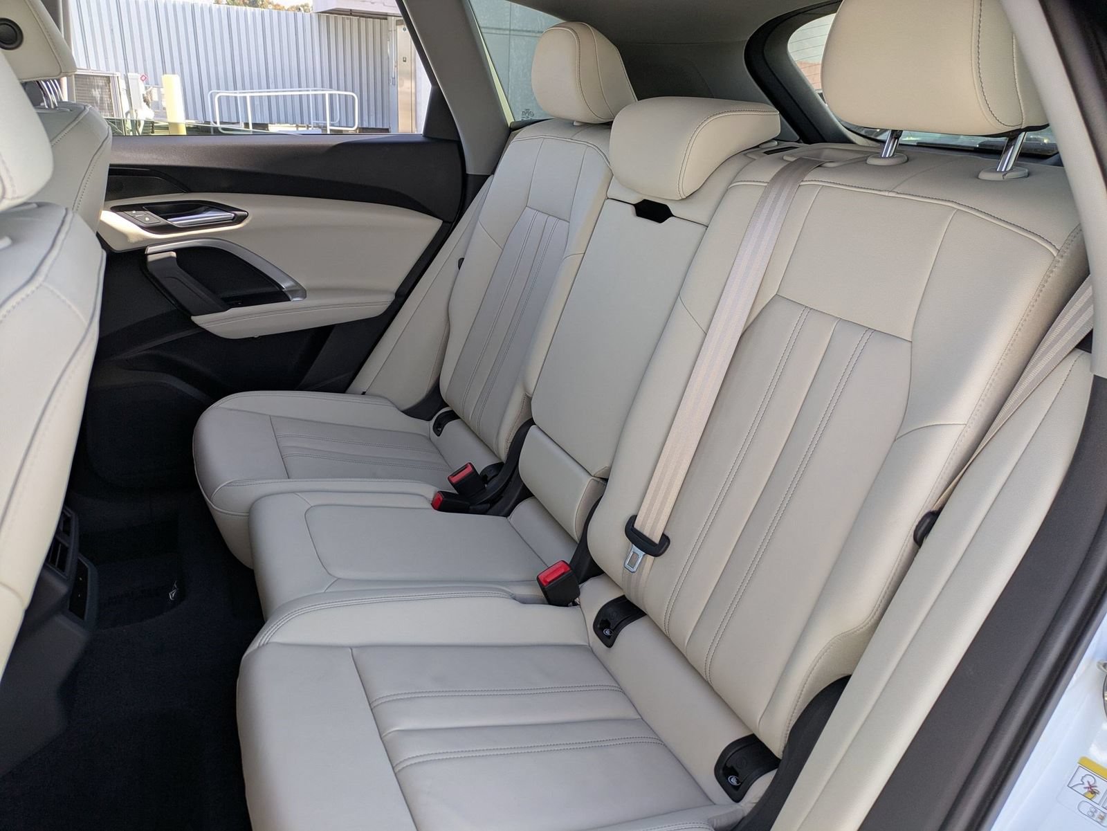 Used 2025 Audi Q5 Premium w/ Convenience Package AWD/4WD image 31