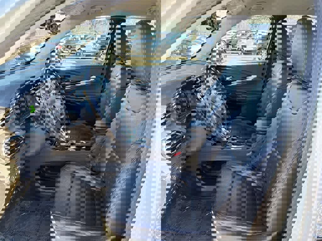 Used 2023 Chevrolet Bolt EUV LT w/ Convenience Package image 23