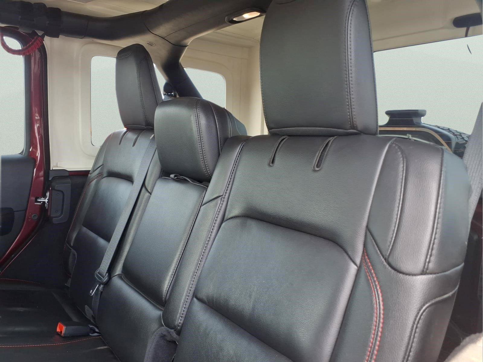 Used 2021 Jeep Wrangler Unlimited Rubicon AWD/4WD image 13