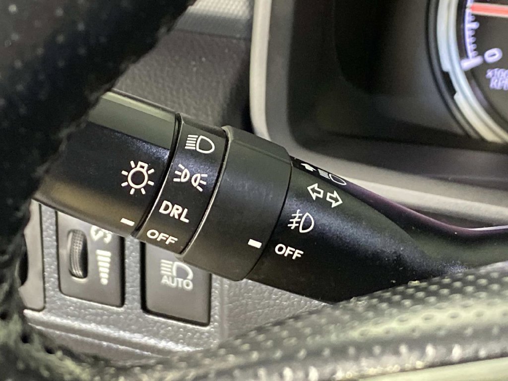 Used 2024 Toyota 4Runner TRD Off-Road Premium w/ Moonroof Package AWD/4WD image 18